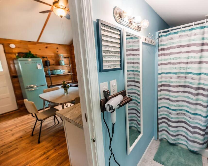 Big Blue Lake Cottages, Llc - Cottage #5 Holton Dış mekan fotoğraf