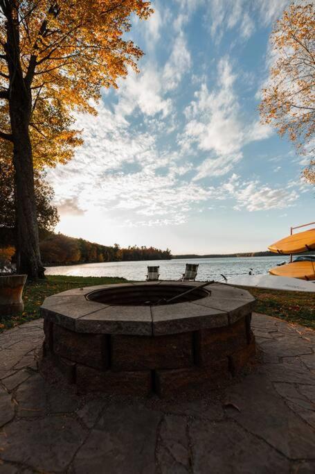 Big Blue Lake Cottages, Llc - Cottage #5 Holton Dış mekan fotoğraf